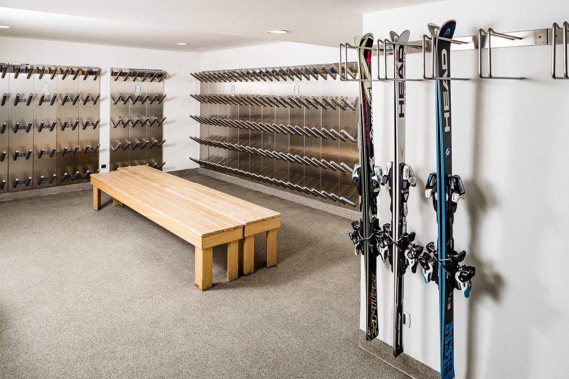 Skiverleih & Skiraum