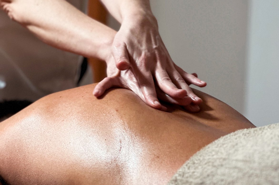 Invigorating and relaxing massages